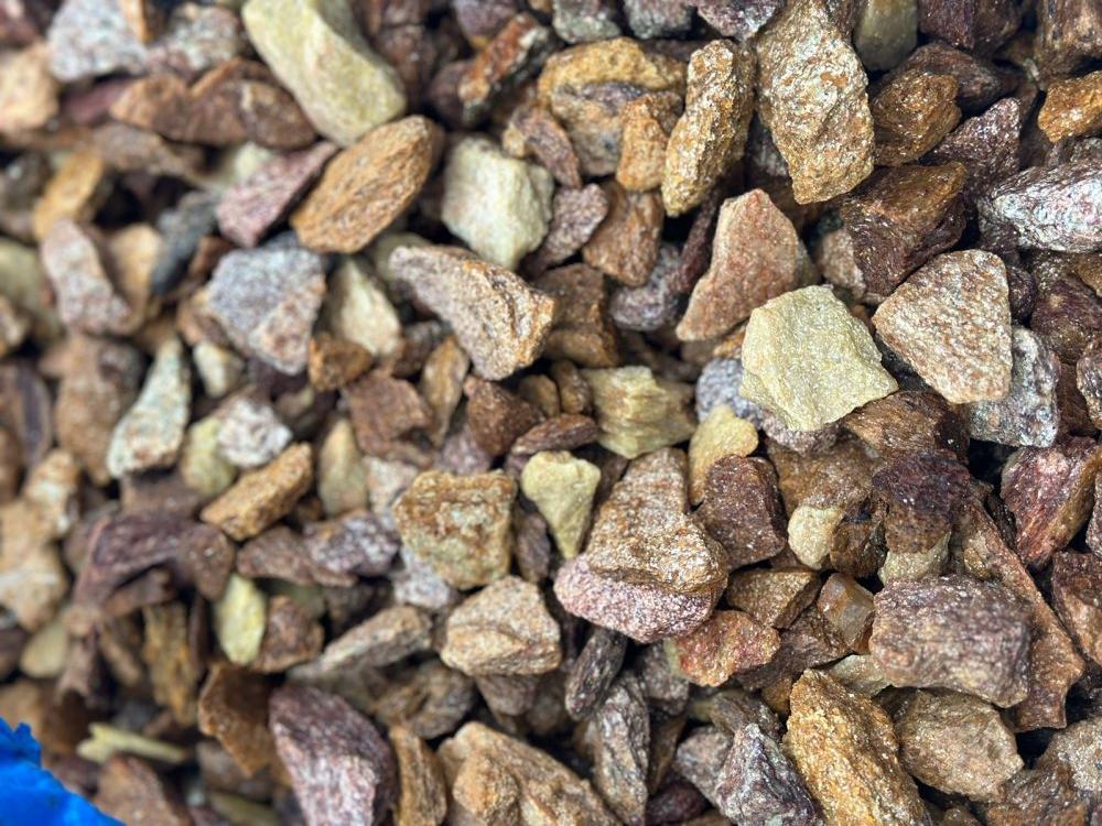 Златолит персиковый декоративная каменная крошка купить в Саратовской области