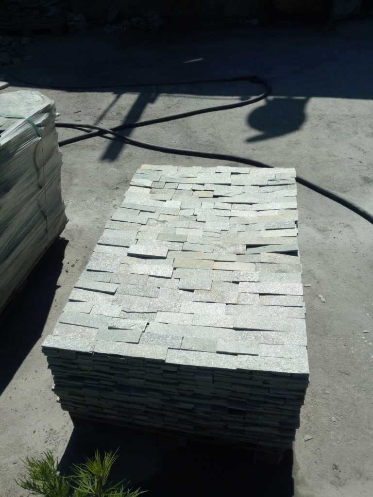 Купить плитку зелёного златолита