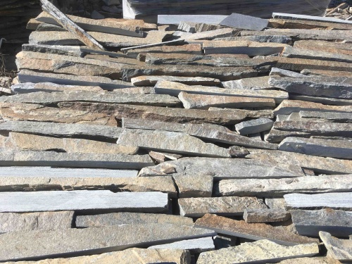 Горбушка златолит мультиколор для облицовки купить в Саратовской области