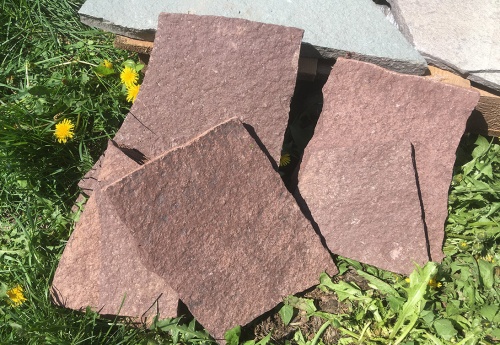 Плитняк лемезит бордовый для цоколя 1,5-2 см купить в Саратовской области