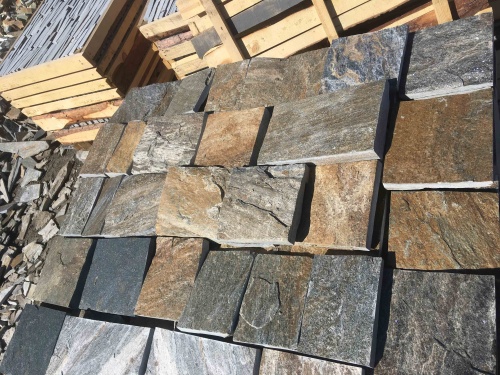 Плитка пилёная златолит Уральский для цоколя, отмостки купить в Саратовской области