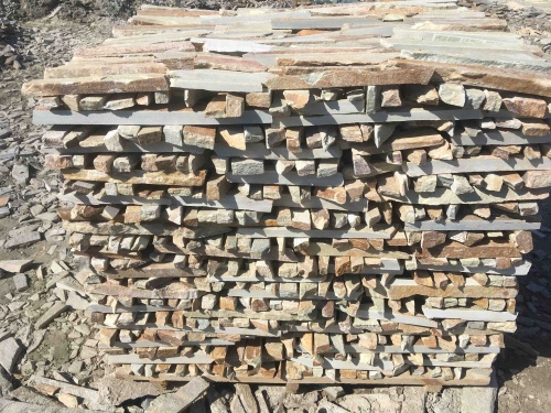 Горбушка златолит золотистый для облицовки купить в Саратовской области