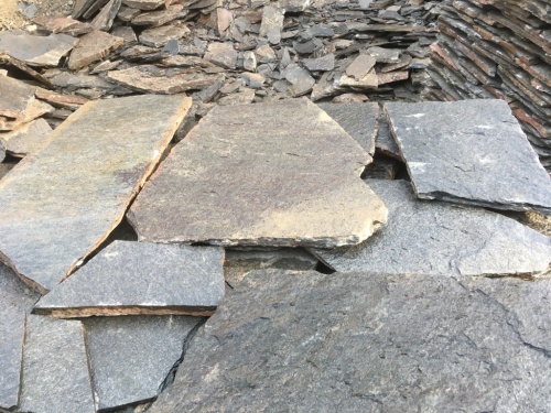 Серицит для облицовки цоколя, отмостки купить в Саратовской области